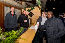 20221126-1220 Glühweinstand